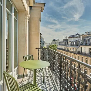 Numa Champs-elysees Aparthotel Parigi